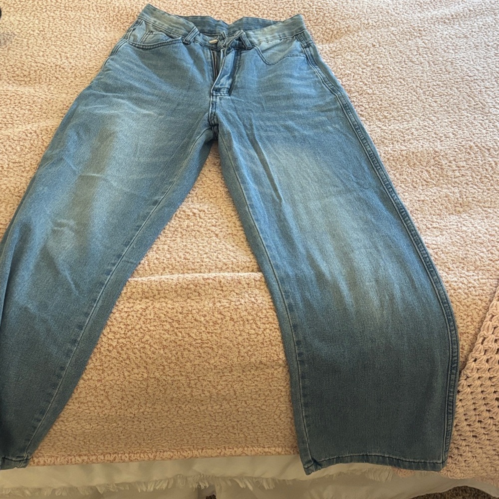 Classic women’s Light Blue Jeans